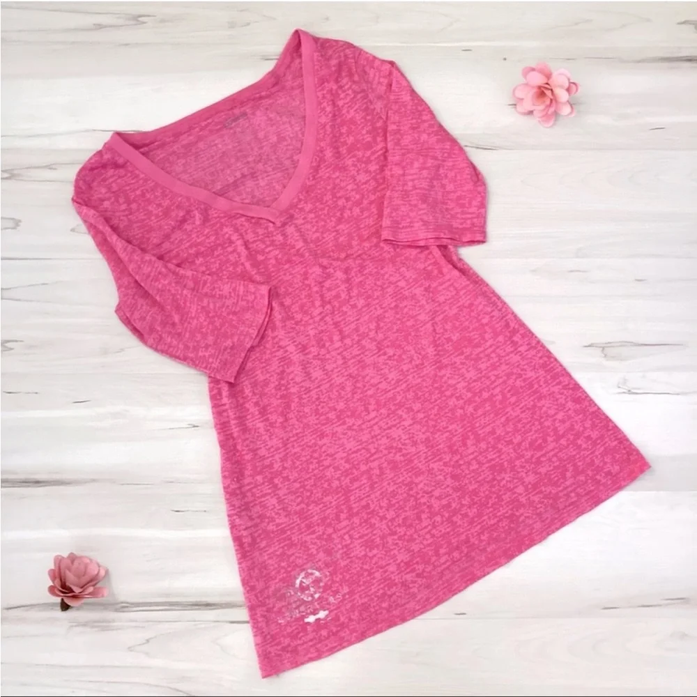 🌸3/$30🌸 Express Hot Pink 1/2 Sleeve V-Neck Workout Tee Shirt - Women's